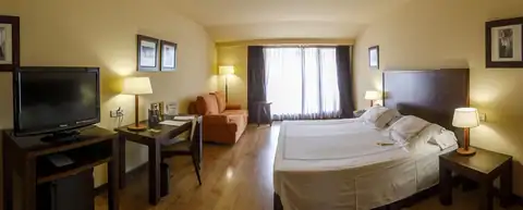 Gran Hotel Ciudad de Barbastro, en Barbastro, foto 2 de 5